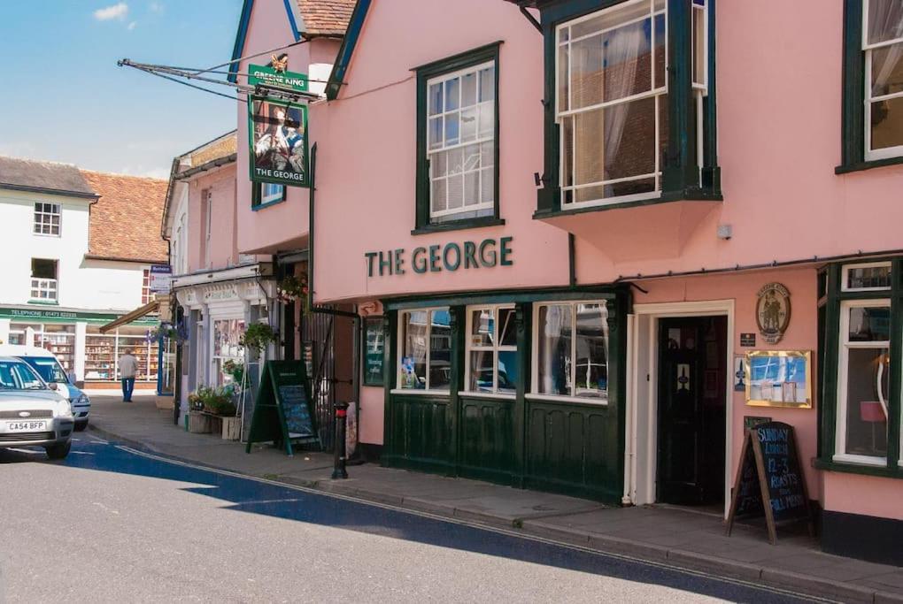 Meddlars A Historic Cottage On The Countryside Edge Of A Vibrant Market Town Hadleigh  Exteriör bild